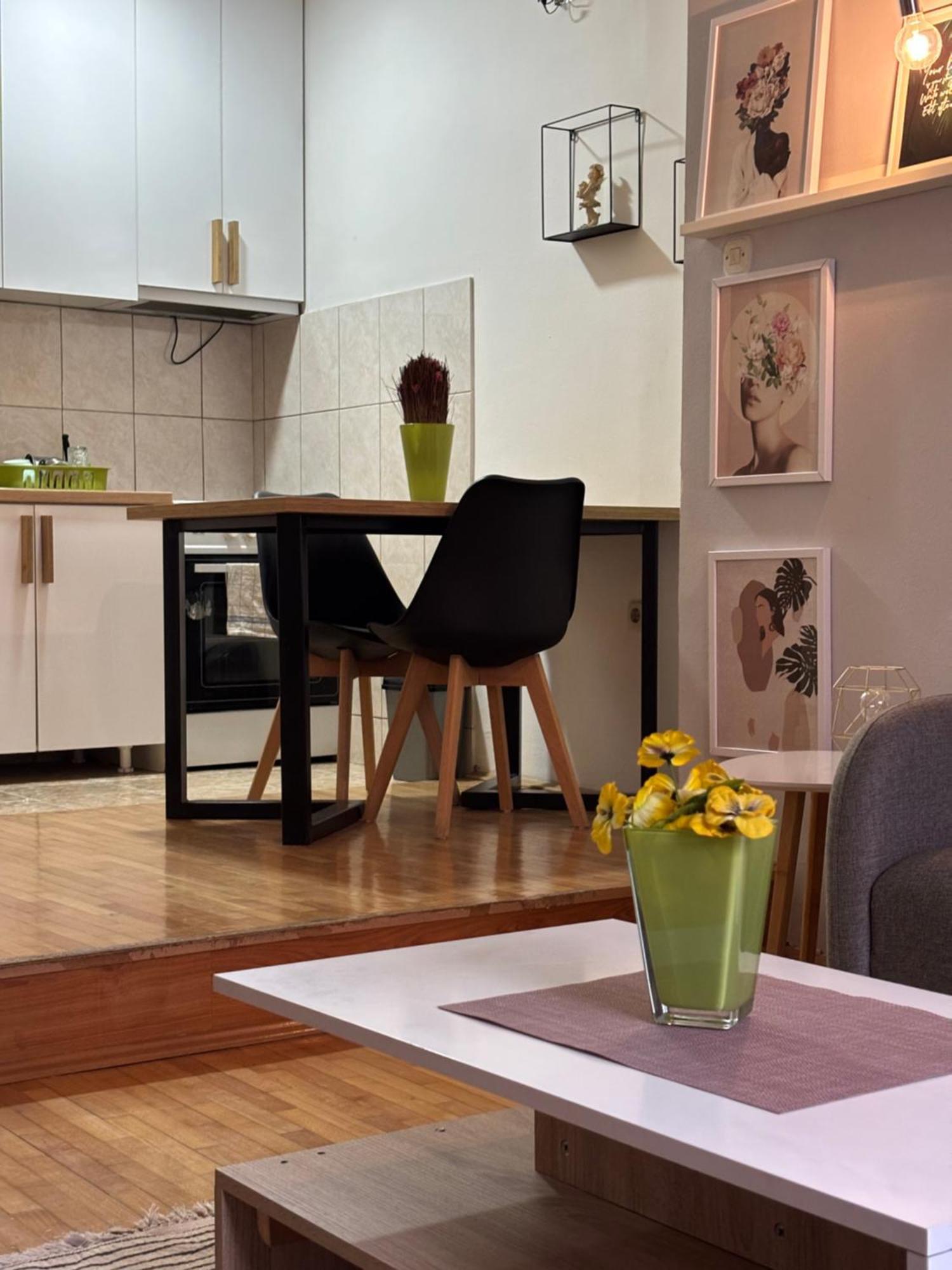 Mia'S Duplex Apartment سكوبجي المظهر الخارجي الصورة