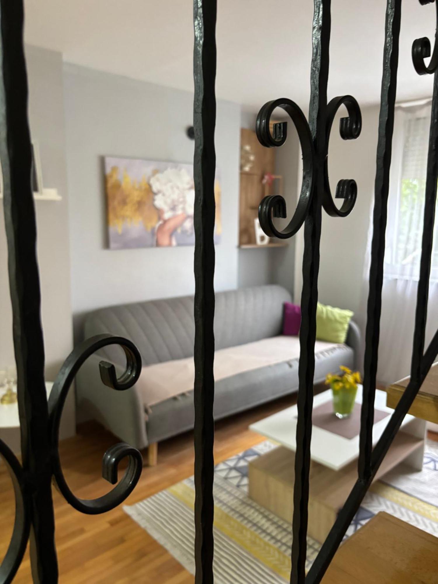 Mia'S Duplex Apartment سكوبجي المظهر الخارجي الصورة